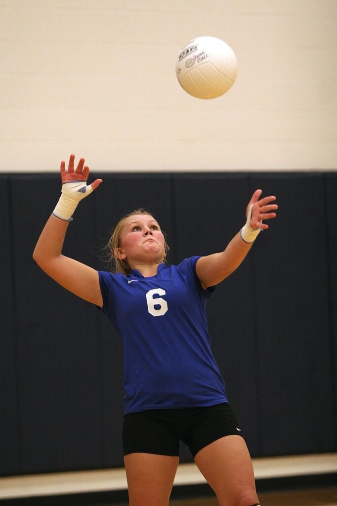 volleyball, action, serve-1584665.jpg